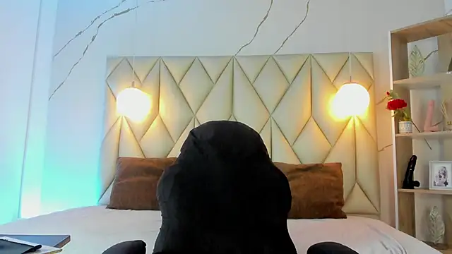 angelswets online show from 13, 2, 2026