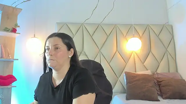 angelswets online show from 9, 5, 2026