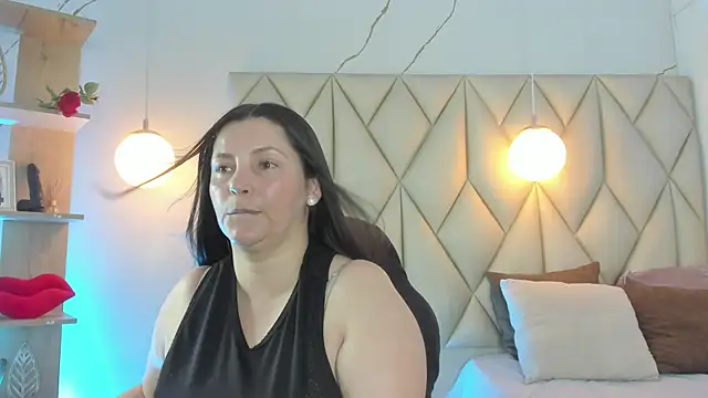 angelswets online show from 7, 5, 2026