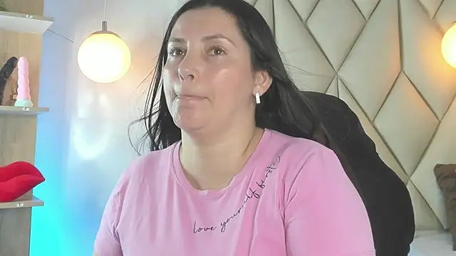 angelswets online show from 24, 4, 2026