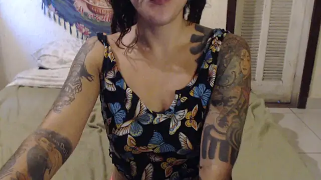 MissRebeka online show from 5, 4, 2026