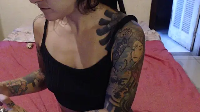 Snapshot of MissRebeka chatting on 6, 8, 2026 MissRebeka online show from 6, 8, 2026
