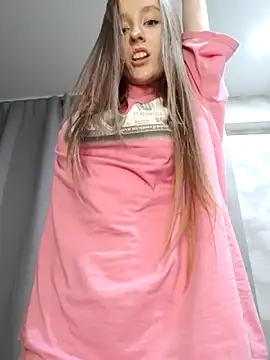 beautiful angel online show from 28, 2, 2026