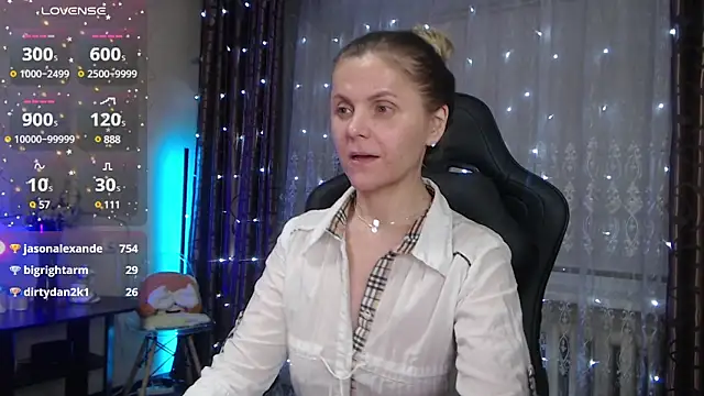 JessieOMays online show from 10, 3, 2025