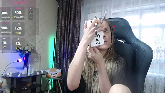 JessieOMays online show from 8, 4, 2026