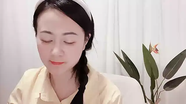 fanfan-FF online show from 3, 3, 2025