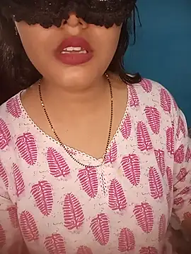 Snapshot of couple_indian_123 chatting on 16, 7, 2026 couple indian 123 online show from 16, 7, 2026