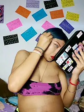 azulzulix online show from 14, 3, 2025