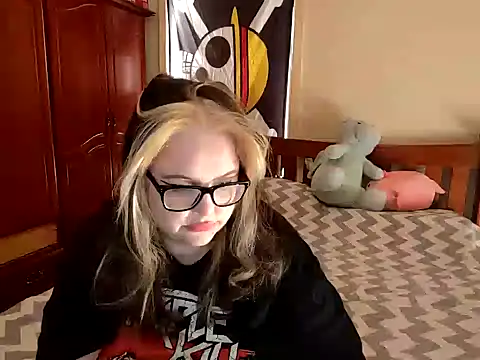 ChubbyBubs online show from 12, 1, 2025