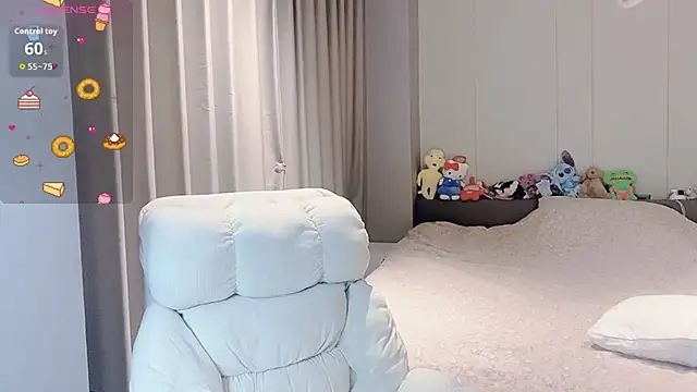 qiqi-666 online show from 6, 2, 2026