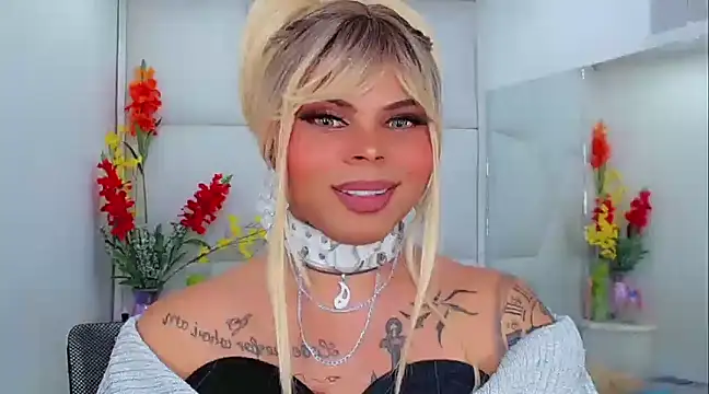 Snapshot of AdanKinng chatting on 3, 3, 2025 AdanKinng online show from 3, 3, 2025