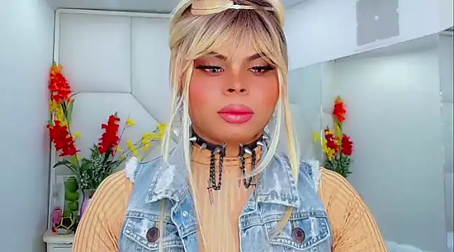 Snapshot of AdanKinng chatting on 10, 3, 2025 AdanKinng online show from 10, 3, 2025