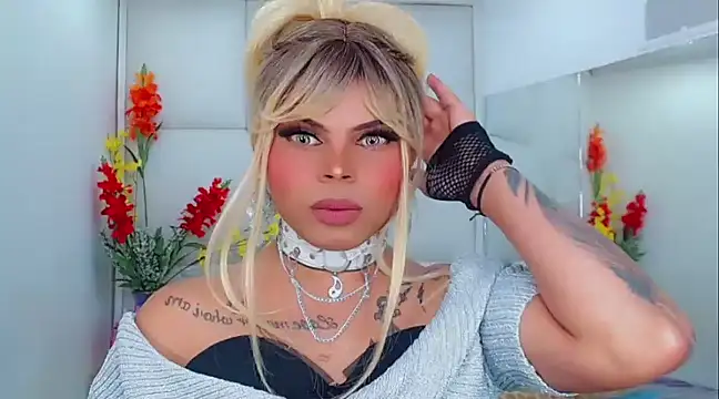 Snapshot of AdanKinng chatting on 3, 3, 2025 AdanKinng online show from 3, 3, 2025