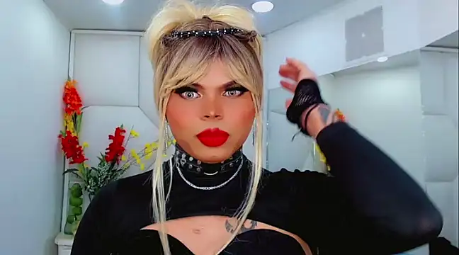 Snapshot of AdanKinng chatting on 9, 3, 2025 AdanKinng online show from 9, 3, 2025