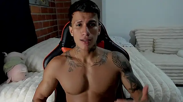 pettergrey1 online show from 11, 11, 2025