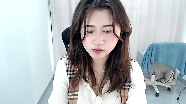 Liliya-77 online show from 17, 4, 2026