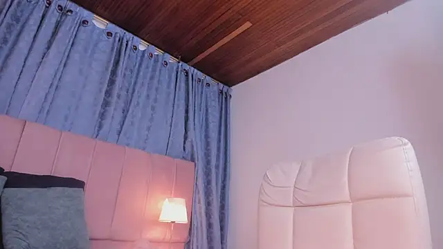 x milu online show from 25, 10, 2025