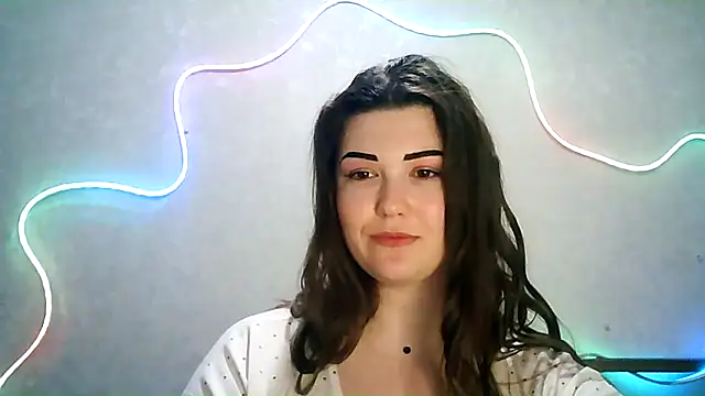 Snapshot of SeductiveTati chatting on 12, 9, 2025 SeductiveTati online show from 12, 9, 2025