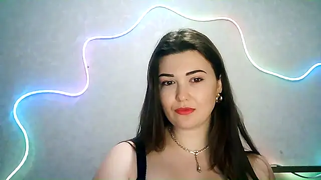 Snapshot of SeductiveTati chatting on 23, 9, 2025 SeductiveTati online show from 23, 9, 2025