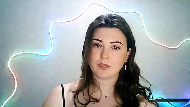 Snapshot of SeductiveTati chatting on 11, 9, 2025 SeductiveTati online show from 11, 9, 2025