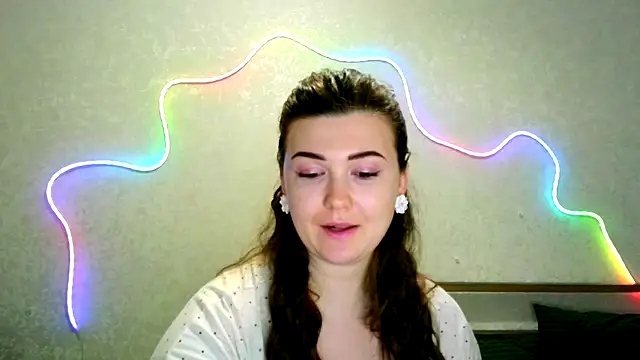 Snapshot of SeductiveTati chatting on 19, 10, 2025 SeductiveTati online show from 19, 10, 2025