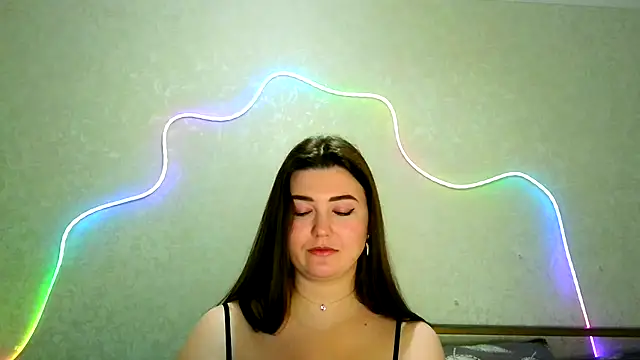 Snapshot of SeductiveTati chatting on 17, 12, 2025 SeductiveTati online show from 17, 12, 2025