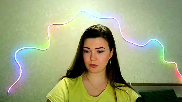 Snapshot of SeductiveTati chatting on 8, 10, 2025 SeductiveTati online show from 8, 10, 2025