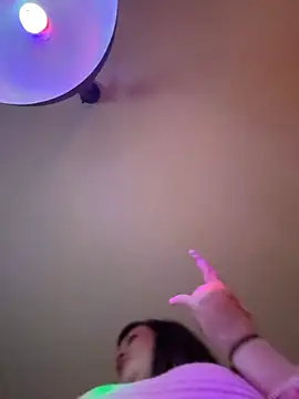 couplelti2 online show from 25, 1, 2025