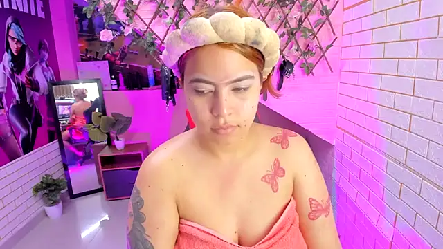 Snapshot of marcellaa303av chatting on 10, 6, 2026 marcellaa303av online show from 10, 6, 2026