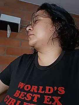 CinnamonCookiez online show from 3, 3, 2026