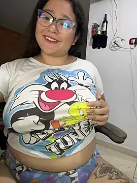 CinnamonCookiez online show from 25, 12, 2024