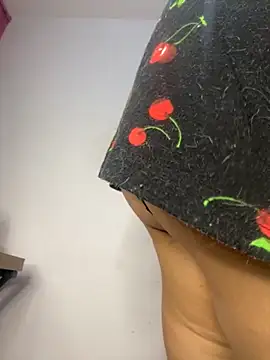 CinnamonCookiez online show from 23, 11, 2025