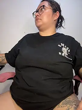 CinnamonCookiez online show from 10, 9, 2025