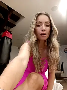 Loly Horny online show from 21, 4, 2026