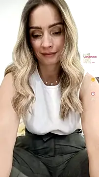 Loly Horny online show from 17, 7, 2026