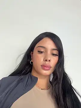 Tusumisahot online show from 11, 11, 2025