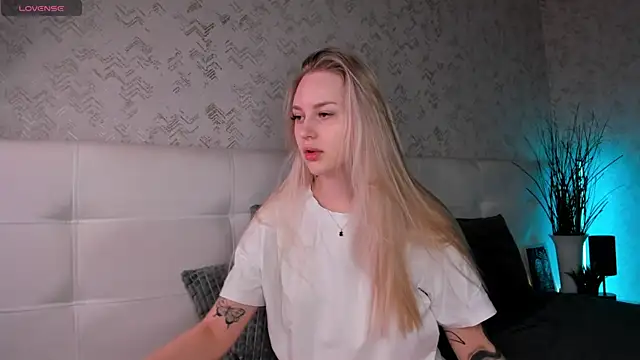 Carol  Cox online show from 1, 10, 2025