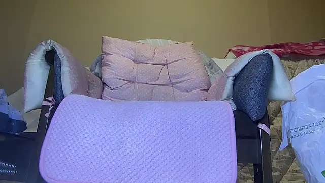 Snapshot of cross-dresser-nana chatting on 9, 11, 2025 cross-dresser-nana online show from 9, 11, 2025