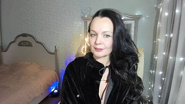 WitchBlueRose online show from 10, 2, 2025