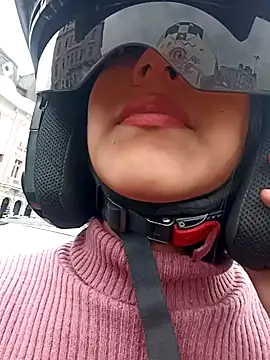 Snapshot of PequeArely chatting on 14, 12, 2024 PequeArely online show from 14, 12, 2024