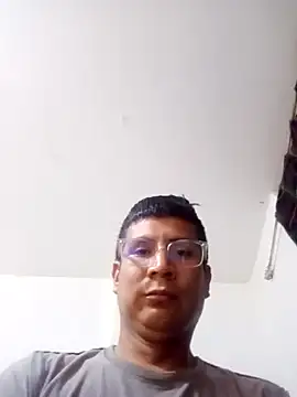 Snapshot of PequeArely chatting on 30, 12, 2024 PequeArely online show from 30, 12, 2024