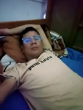 Snapshot of PequeArely chatting on 22, 12, 2024 PequeArely online show from 22, 12, 2024