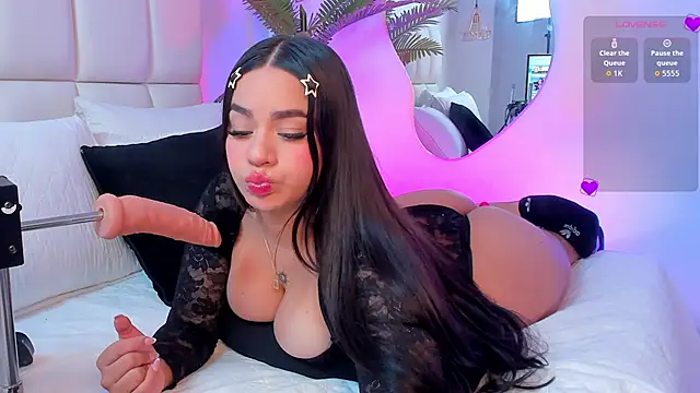 Snapshot of zoe_rivers chatting on 24, 4, 2026 zoe rivers online show from 24, 4, 2026