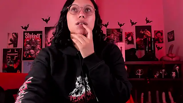 lilith-deveraux online show from 1, 4, 2026