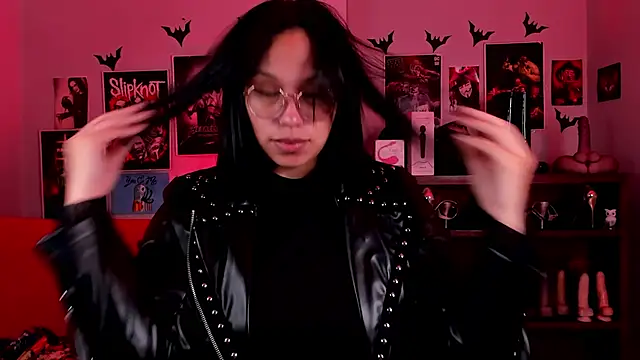 Snapshot of lilith-deveraux chatting on 24, 4, 2026 lilith-deveraux online show from 24, 4, 2026