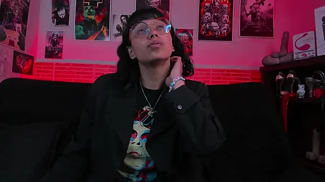 lilith-deveraux online show from 15, 9, 2025