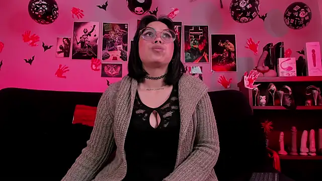 lilith-deveraux online show from 6, 11, 2025