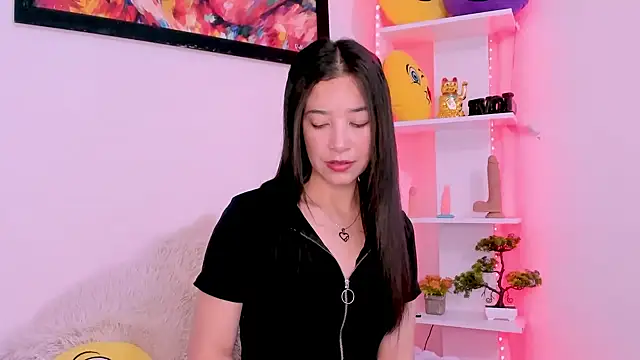 Manuelaa mejiia online show from 17, 9, 2025