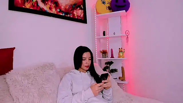 Manuelaa mejiia online show from 13, 2, 2025