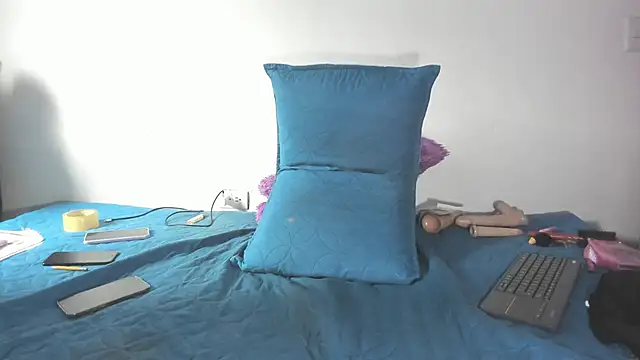 Arantza Hill online show from 26, 9, 2025